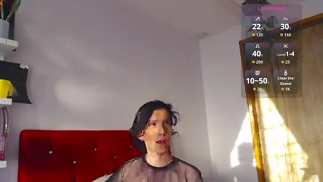 LAICK 01 online show from December 13, 10:15 pm