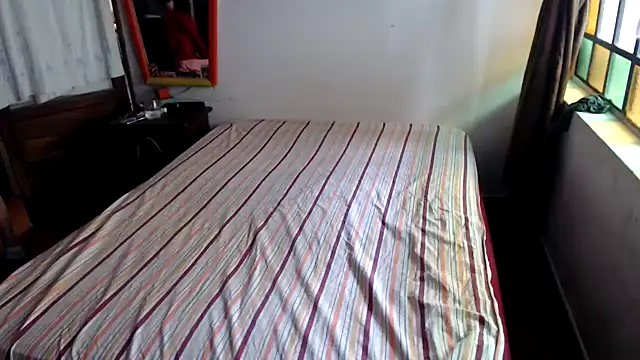 Snapshot of deftoolceles chatting on November 21, 2:16 pm deftoolceles online show from November 21, 2:16 pm