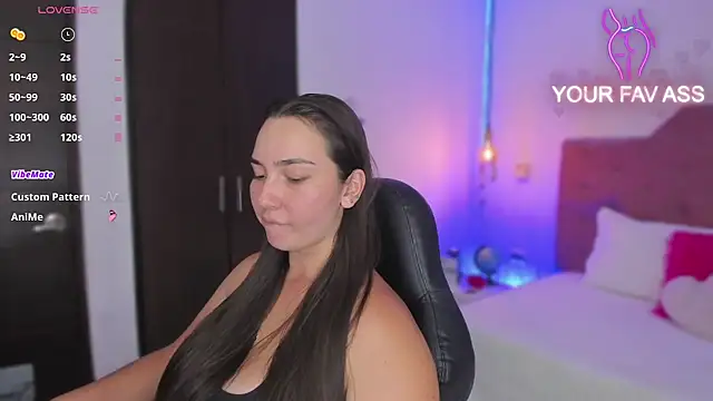 Snapshot of ava_blue chatting on February 4, 7:55 pm ava blue online show from February 4, 7:55 pm