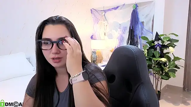 Snapshot of ava_blue chatting on October 26, 11:27 am ava blue online show from October 26, 11:27 am