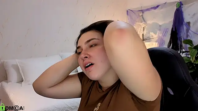 Snapshot of ava_blue chatting on October 27, 7:51 pm ava blue online show from October 27, 7:51 pm