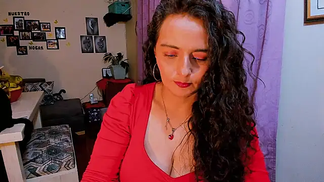 emma luxy online show from February 3, 3:48 am