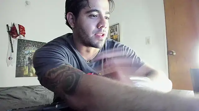 Snapshot of _Coddygold_ chatting on December 26, 11:35 pm  Coddygold  online show from December 26, 11:35 pm