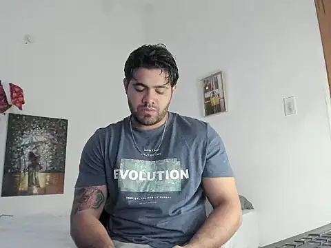 Snapshot of _Coddygold_ chatting on January 2, 11:52 am  Coddygold  online show from January 2, 11:52 am