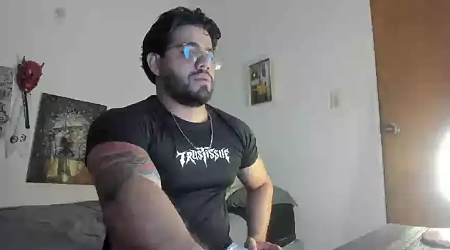 Snapshot of _Coddygold_ chatting on January 15, 10:57 pm  Coddygold  online show from January 15, 10:57 pm