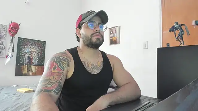 Snapshot of _Coddygold_ chatting on January 18, 9:13 pm  Coddygold  online show from January 18, 9:13 pm