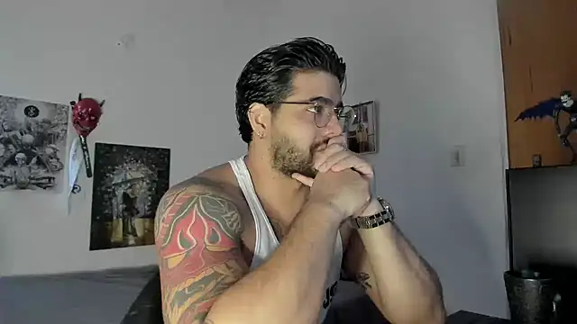 Snapshot of _Coddygold_ chatting on January 23, 12:09 pm  Coddygold  online show from January 23, 12:09 pm