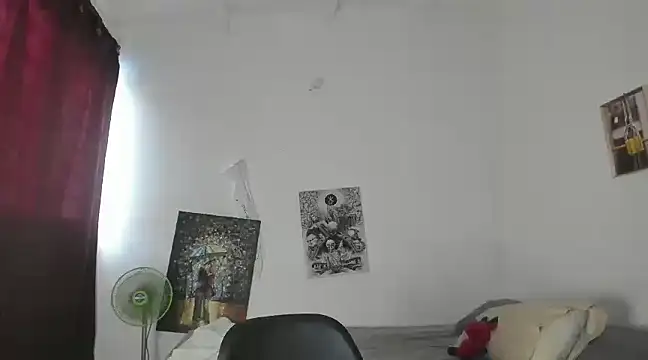 Snapshot of _Coddygold_ chatting on March 3, 11:44 am  Coddygold  online show from March 3, 11:44 am