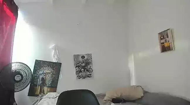 Snapshot of _Coddygold_ chatting on March 3, 10:10 pm  Coddygold  online show from March 3, 10:10 pm