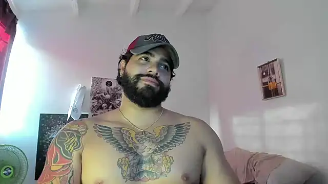 Snapshot of _Coddygold_ chatting on March 10, 9:51 pm  Coddygold  online show from March 10, 9:51 pm