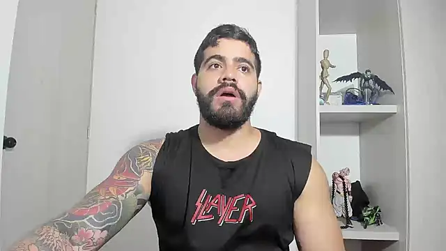 Snapshot of _Coddygold_ chatting on September 12, 1:00 pm  Coddygold  online show from September 12, 1:00 pm