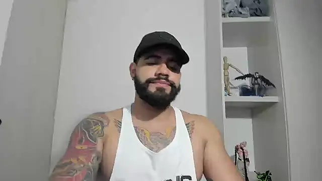 Snapshot of _Coddygold_ chatting on September 20, 12:44 am  Coddygold  online show from September 20, 12:44 am