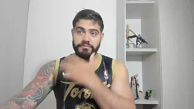 Snapshot of _Coddygold_ chatting on September 22, 11:12 am  Coddygold  online show from September 22, 11:12 am