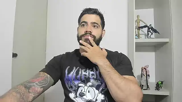 Snapshot of _Coddygold_ chatting on September 28, 12:10 pm  Coddygold  online show from September 28, 12:10 pm