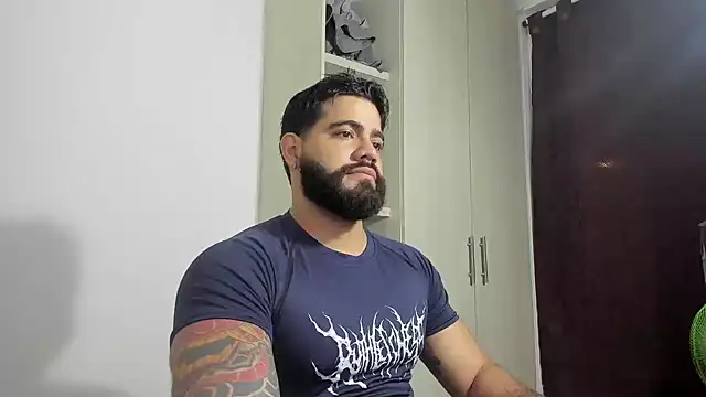 Snapshot of _Coddygold_ chatting on October 12, 11:42 am  Coddygold  online show from October 12, 11:42 am