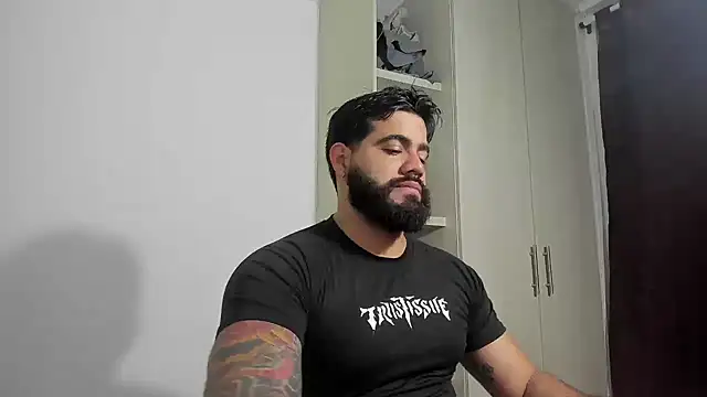 Snapshot of _Coddygold_ chatting on October 14, 11:11 am  Coddygold  online show from October 14, 11:11 am