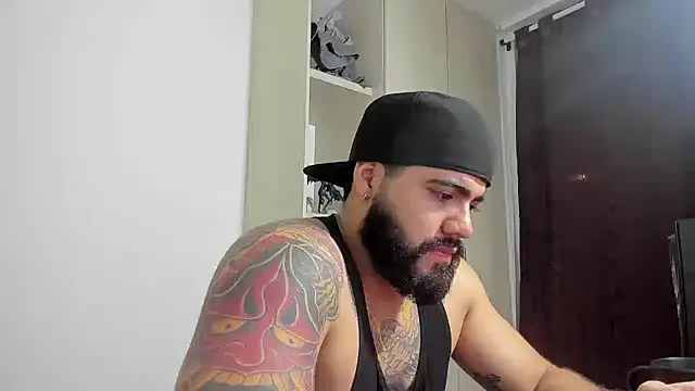 Snapshot of _Coddygold_ chatting on October 16, 12:00 am  Coddygold  online show from October 16, 12:00 am