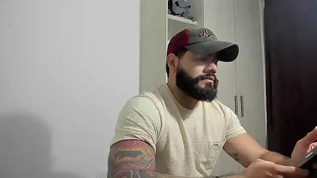 Snapshot of _Coddygold_ chatting on October 18, 10:49 am  Coddygold  online show from October 18, 10:49 am