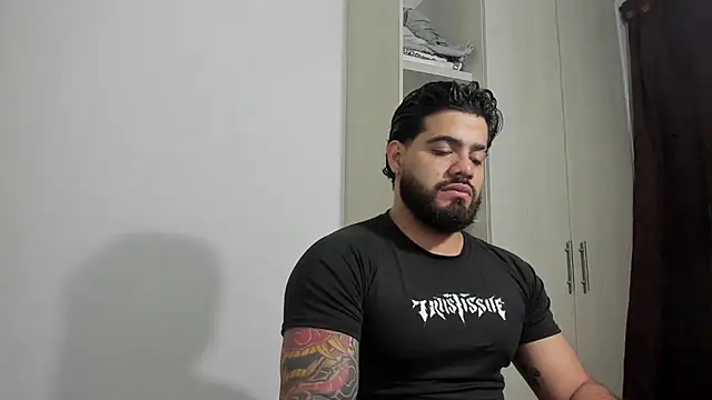 Snapshot of _Coddygold_ chatting on December 15, 10:41 am Coddygold online show from December 15, 10:41 am