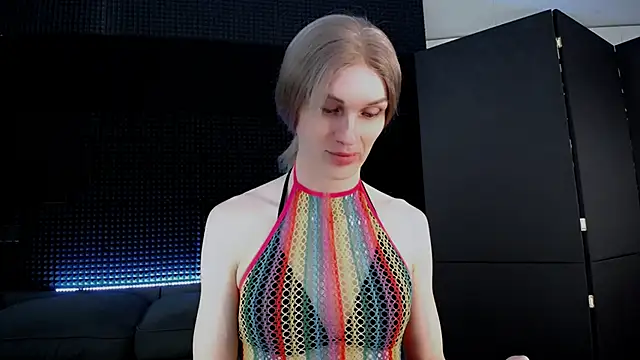 Snapshot of Hardy_Green chatting on September 17, 8:27 am Hardy Green online show from September 17, 8:27 am