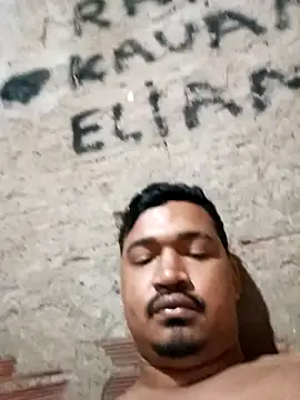 Snapshot of rsc45111 chatting on November 28, 5:43 am rsc45111 online show from November 28, 5:43 am