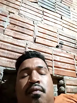 Snapshot of rsc45111 chatting on December 17, 2:28 am rsc45111 online show from December 17, 2:28 am