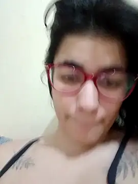 Snapshot of Mamamiabr chatting on July 22, 7:05 pm Mamamiabr online show from July 22, 7:05 pm