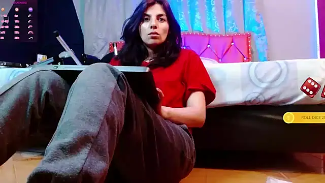 Snapshot of julieth_sex1 chatting on January 13, 12:09 am julieth sex1 online show from January 13, 12:09 am