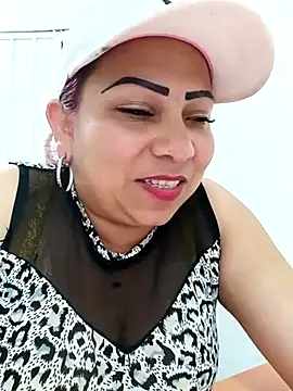 Snapshot of Alyona21 chatting on March 4, 10:05 pm Alyona21 online show from March 4, 10:05 pm