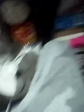 Snapshot of Santosgui14 chatting on March 20, 11:05 am Santosgui14 online show from March 20, 11:05 am