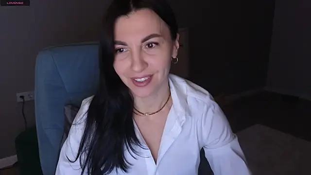 Snapshot of Mary_love16 chatting on March 14, 6:42 am Mary love16 online show from March 14, 6:42 am