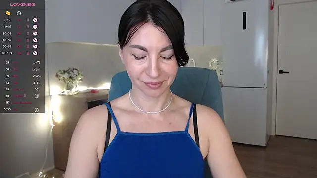 Snapshot of Mary_love16 chatting on June 29, 7:25 am Mary love16 online show from June 29, 7:25 am