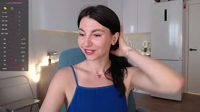 Snapshot of Mary_love16 chatting on July 10, 5:34 am Mary love16 online show from July 10, 5:34 am