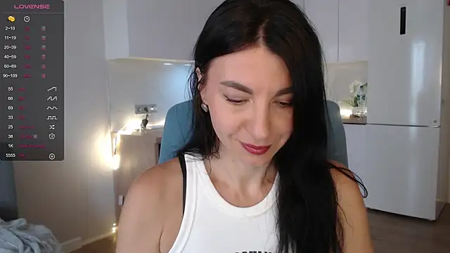 Snapshot of Mary_love16 chatting on July 17, 6:42 am Mary love16 online show from July 17, 6:42 am