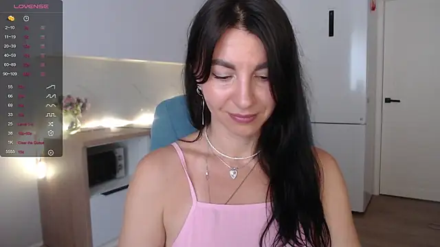 Snapshot of Mary_love16 chatting on July 29, 7:50 am Mary love16 online show from July 29, 7:50 am