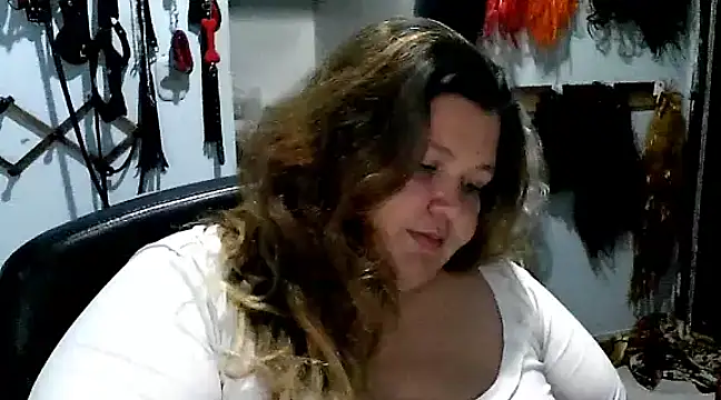 squirt322bbw online show from February 16, 12:41 am