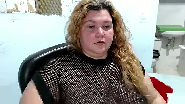 squirt322bbw online show from May 23, 2:10 pm