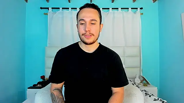 Snapshot of juan__jimenez chatting on November 11, 9:48 pm juan jimenez online show from November 11, 9:48 pm