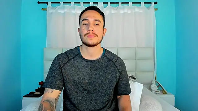 Snapshot of juan__jimenez chatting on November 29, 8:23 pm juan jimenez online show from November 29, 8:23 pm