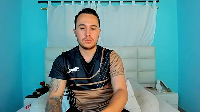 Snapshot of juan__jimenez chatting on March 6, 10:50 pm juan jimenez online show from March 6, 10:50 pm