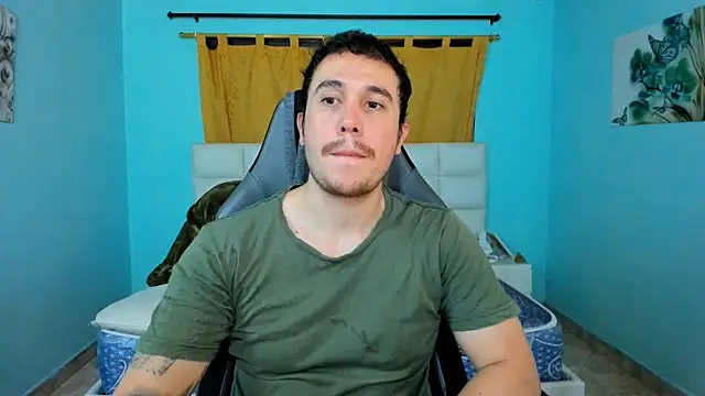 juan  jimenez online show from May 1, 12:15 am
