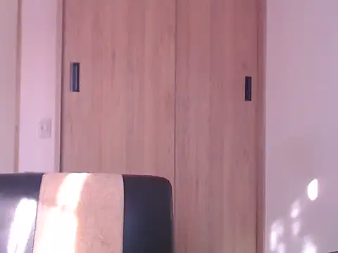 Snapshot of ChrisDamon chatting on October 26, 1:28 pm ChrisDamon online show from October 26, 1:28 pm