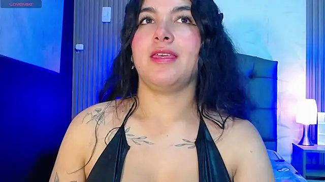 Snapshot of cheryl_hs chatting on January 24, 9:06 am cheryl hs online show from January 24, 9:06 am