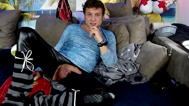 druckfug online show from November 24, 8:58 am