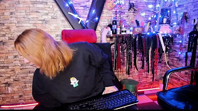 Liltildeman moon online show from March 12, 11:22 pm