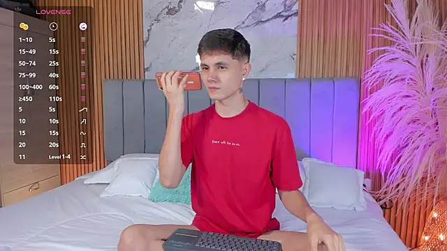 DustinLevine online show from February 12, 12:11 pm