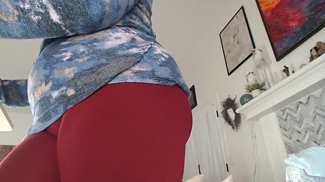 AuroraWillows online show from February 1, 7:29 am