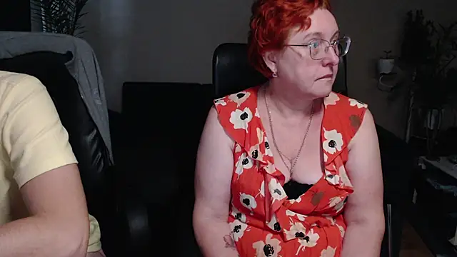 JoannaAndNeighbour online show from November 17, 8:53 am