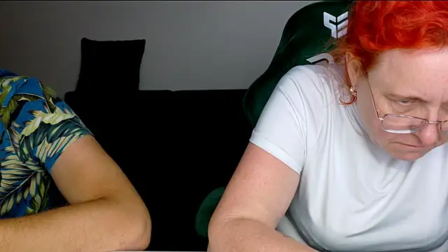 JoannaAndNeighbour online show from July 21, 9:44 am