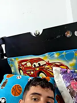 Andres1999999 online show from July 29, 8:51 pm
